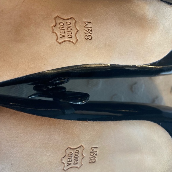 Women’s Black BP Patent Leather Mary Jane Heels With Button Detail - Picture 8 of 16